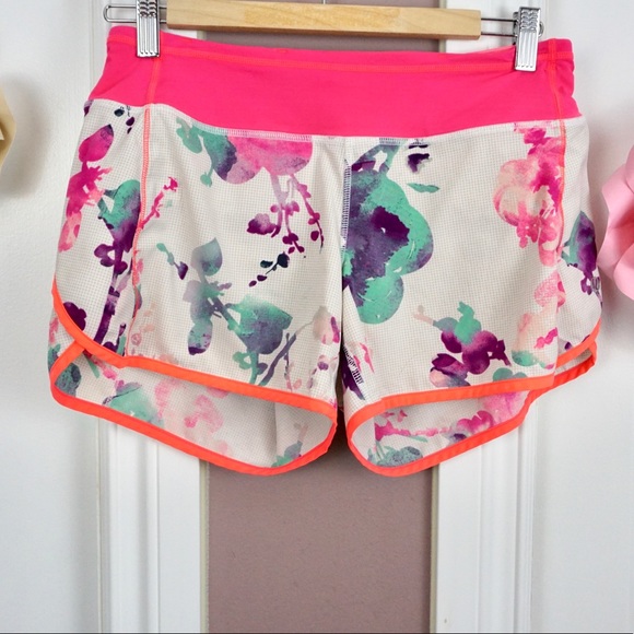 **SOLD** RARE**Lululemon - Turbo Run Shorts - Picture 5 of 8